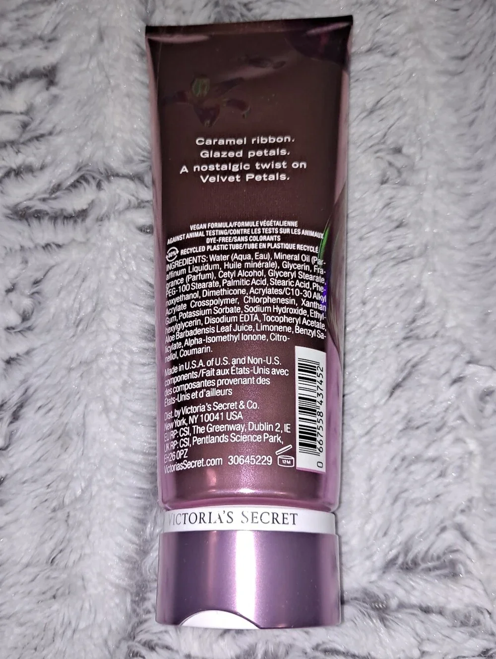 Victoria's Secret Velvet Petals Candied Lotion New